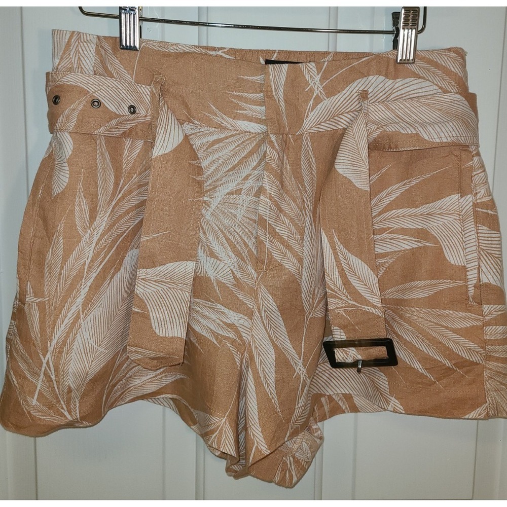 Tahari Womens Shorts M NWOT 100% Linen Palm Leaf Tropical Print Belted High Rise - Picture 8 of 9